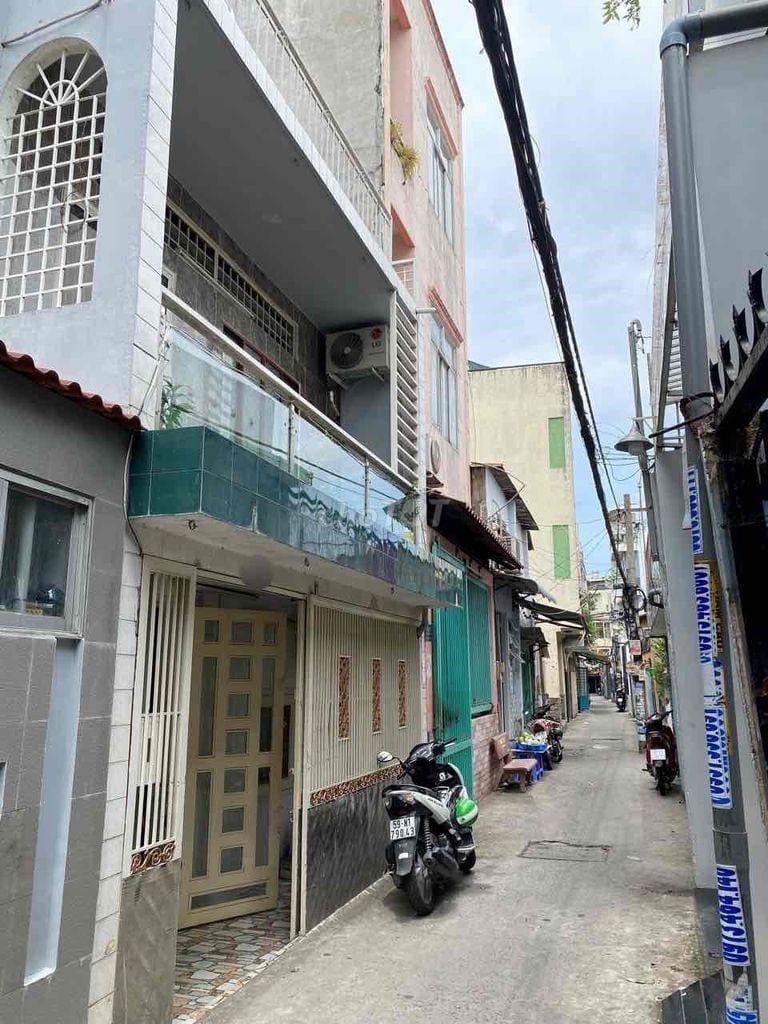 Thị trường mua bán nhà ở phường 14 Tân Bình sôi động